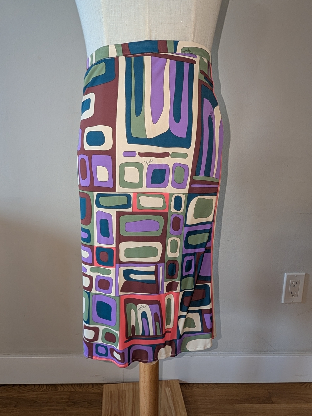Emilio Pucci 2007 Viscose Printed Colourful Midi Skirt